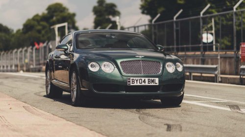 The 220 mph German supercar that everyone forgot about