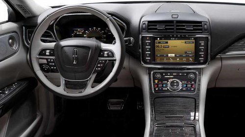 Lincoln Continental: The forgotten luxury sedan bargain