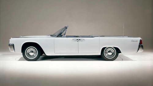Lincoln Continental: The forgotten luxury sedan bargain