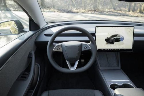 Tesla, El Tesla Model 3 Standard tiene tapacubos y menos equipamiento, pero sigue siendo un auténtico chollo