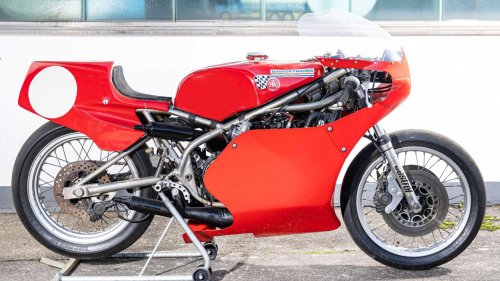 10 Japanese superbikes collectors are quietly hoarding