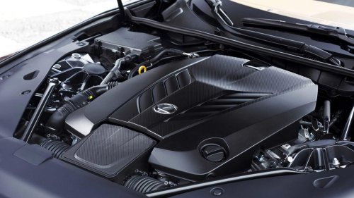 These two V8 engines launched luxury brands, here's how they compare