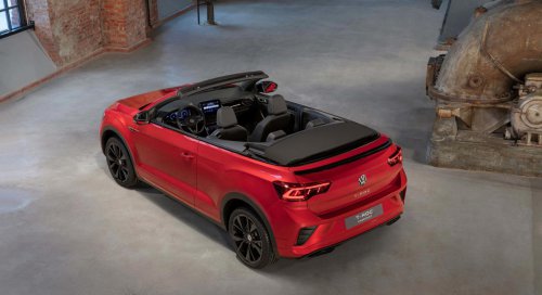 Seis coches que desaparecerán en 2026: adiós a modelos muy queridos por los conductores