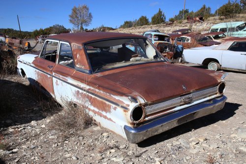 Las joyas del desguace de Ulibarri’s Auto Towing Service en Las Vegas, Nuevo México