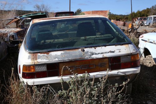 Las joyas del desguace de Ulibarri’s Auto Towing Service en Las Vegas, Nuevo México