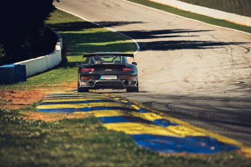 Manthey-kitted Porsches set records at Road Atlanta