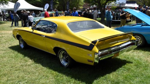 9 American V8 legends that still make modern cars feel tame