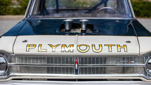 Chrysler, Chrysler dissolved six Plymouths in acid and called it engineering