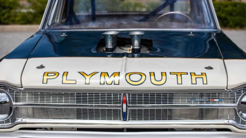 Chrysler, Chrysler dissolved six Plymouths in acid and called it engineering