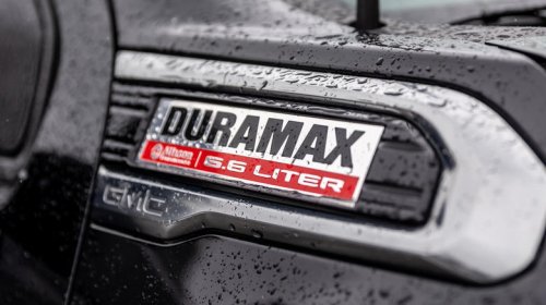 Duramax L5P vs LBZ: What's the difference between these diesel engines?