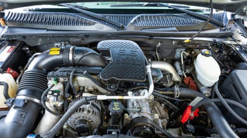 Duramax L5P vs LBZ: What's the difference between these diesel engines?
