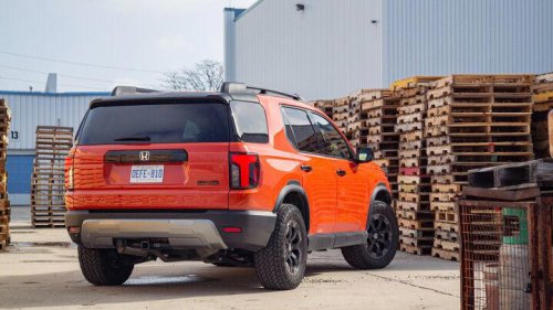 Best rugged mid-size SUV mega comparison