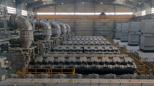 12 of the largest engines ever built