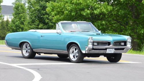 10 classic muscle cars that offer performance and style for budget collectors