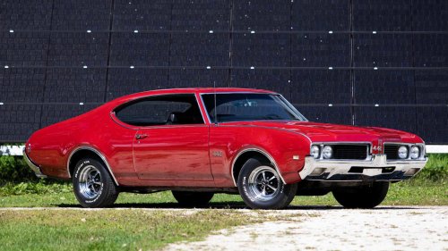 9 cheapest golden age muscle cars enthusiasts quietly flock to