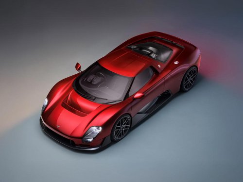 McLaren McL 6GT brings back the manual for the first time since the F1