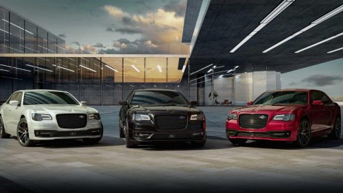 Chrysler, The 485-HP Hemi sleeper sedan Chrysler sold out in 12 hours