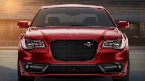 The 485-HP Hemi sleeper sedan Chrysler sold out in 12 hours
