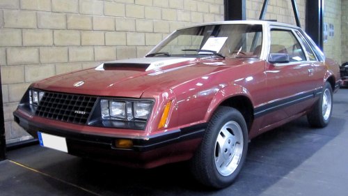 Cars from the 1980s that looked fast but are embarrassingly slow—which one fooled you?
