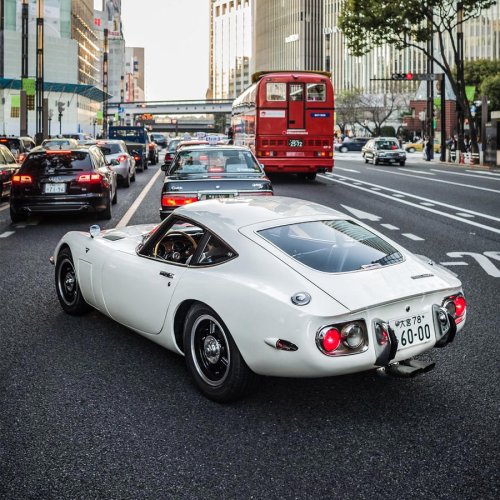 15 cars from the 1960s that changed automotive history