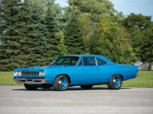 16 classic cars from the 1960s that people still admire