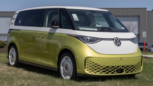 These 5 modern cars have retro designs inspired by '70s icons