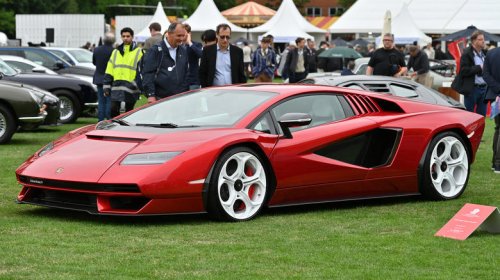 These 5 modern cars have retro designs inspired by '70s icons