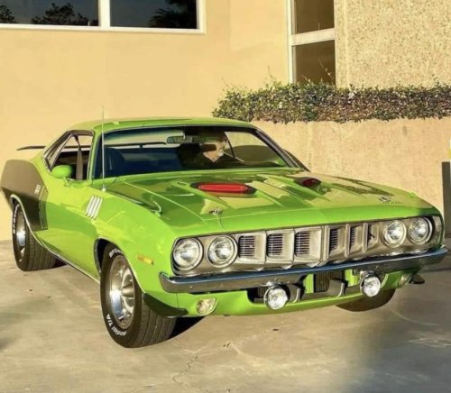 18 1970s muscle cars burning out in eternity