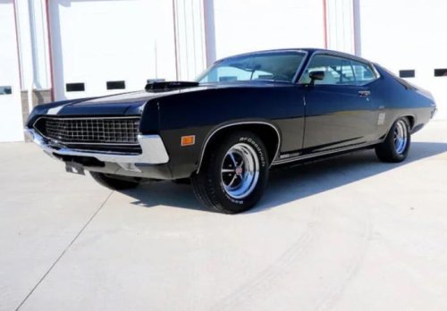 18 1970s muscle cars burning out in eternity