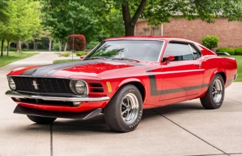 18 1970s muscle cars burning out in eternity