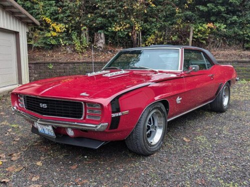 Muscle cars bound for the Fall Carlisle Corral