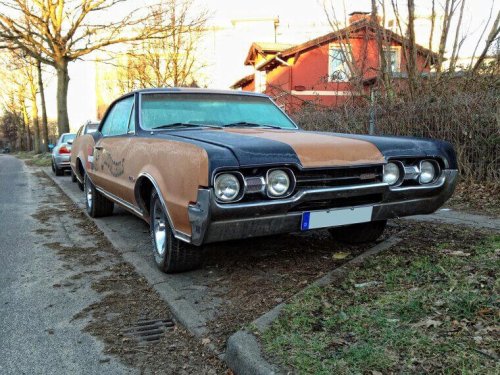 Muscle cars bound for the Fall Carlisle Corral