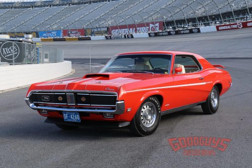 30 classic muscle cars from the golden age of American horsepower