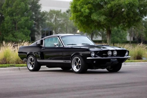 30 classic muscle cars from the golden age of American horsepower