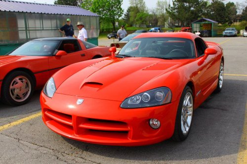 10 iconic performance cars of the 2000s and their engineering highlights