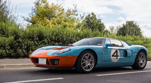 10 iconic performance cars of the 2000s and their engineering highlights