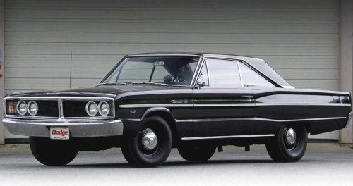 30 classic muscle cars from the golden age of American horsepower