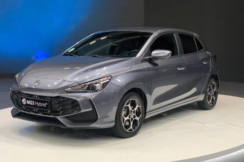 Coches nuevos baratos en España: tres opciones por menos de 15.000 euros