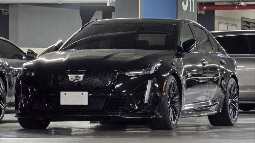 20 cars men love seeing women drive
