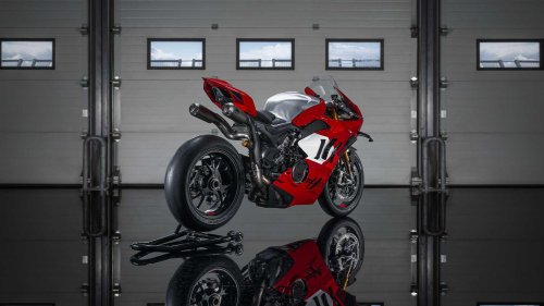 This 16,500-RPM Ducati is basically a WorldSBK weapon with license plates