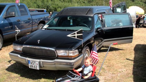 8 vintage hearses so overbuilt they refused to quit