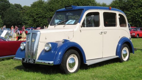 7 forgotten taxi models that outlasted every fleet they served