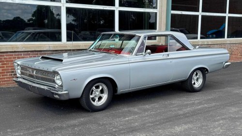 383 big-block, dual exhaust, classic Mopar muscle: This ’65 Plymouth Belvedere could sell for $30,000