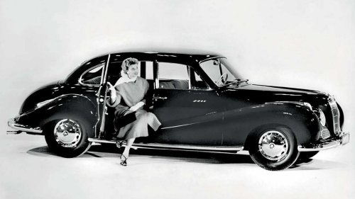BMW built a coupe with a rear-mounted 2-cylinder boxer engine, and it saved the brand