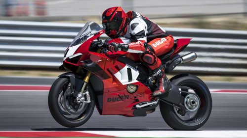 This 16,500-RPM Ducati is basically a WorldSBK weapon with license plates