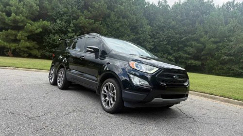 This six-wheel Ford EcoSport sold for a profit, and the comments are gold