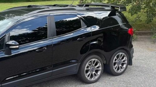 Ford, Ford EcoSport, This six-wheel Ford EcoSport sold for a profit, and the comments are gold