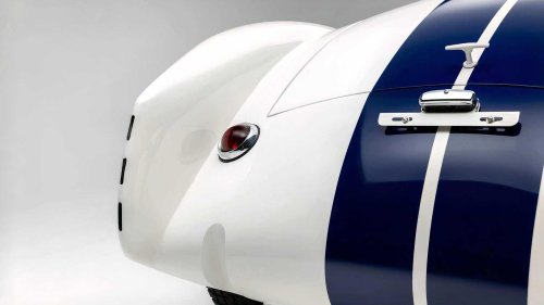 GM and Bob Lutz strangled America's 600-HP V12 Ferrari rival over a $4 share price