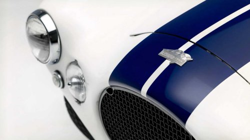 GM and Bob Lutz strangled America's 600-HP V12 Ferrari rival over a $4 share price