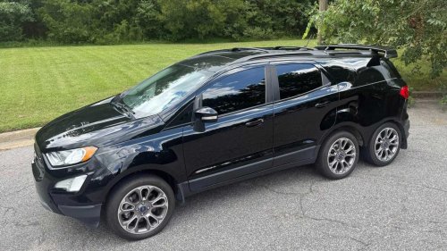 This six-wheel Ford EcoSport sold for a profit, and the comments are gold
